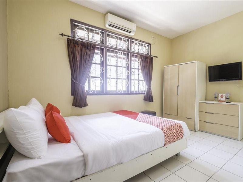 Super Oyo 1568 Stasiun Ka Cirebon Guest House Exteriér fotografie