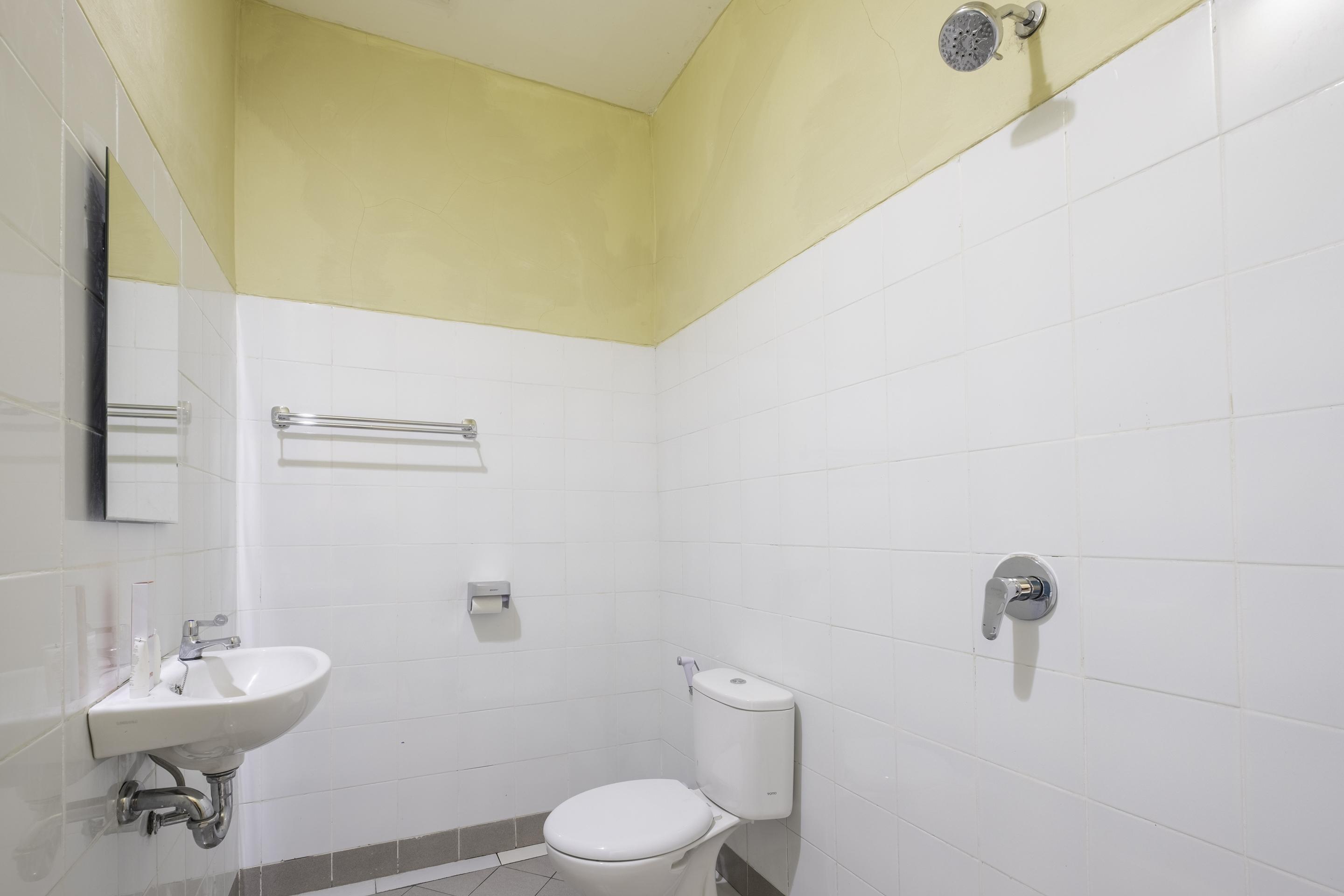 Super Oyo 1568 Stasiun Ka Cirebon Guest House Exteriér fotografie